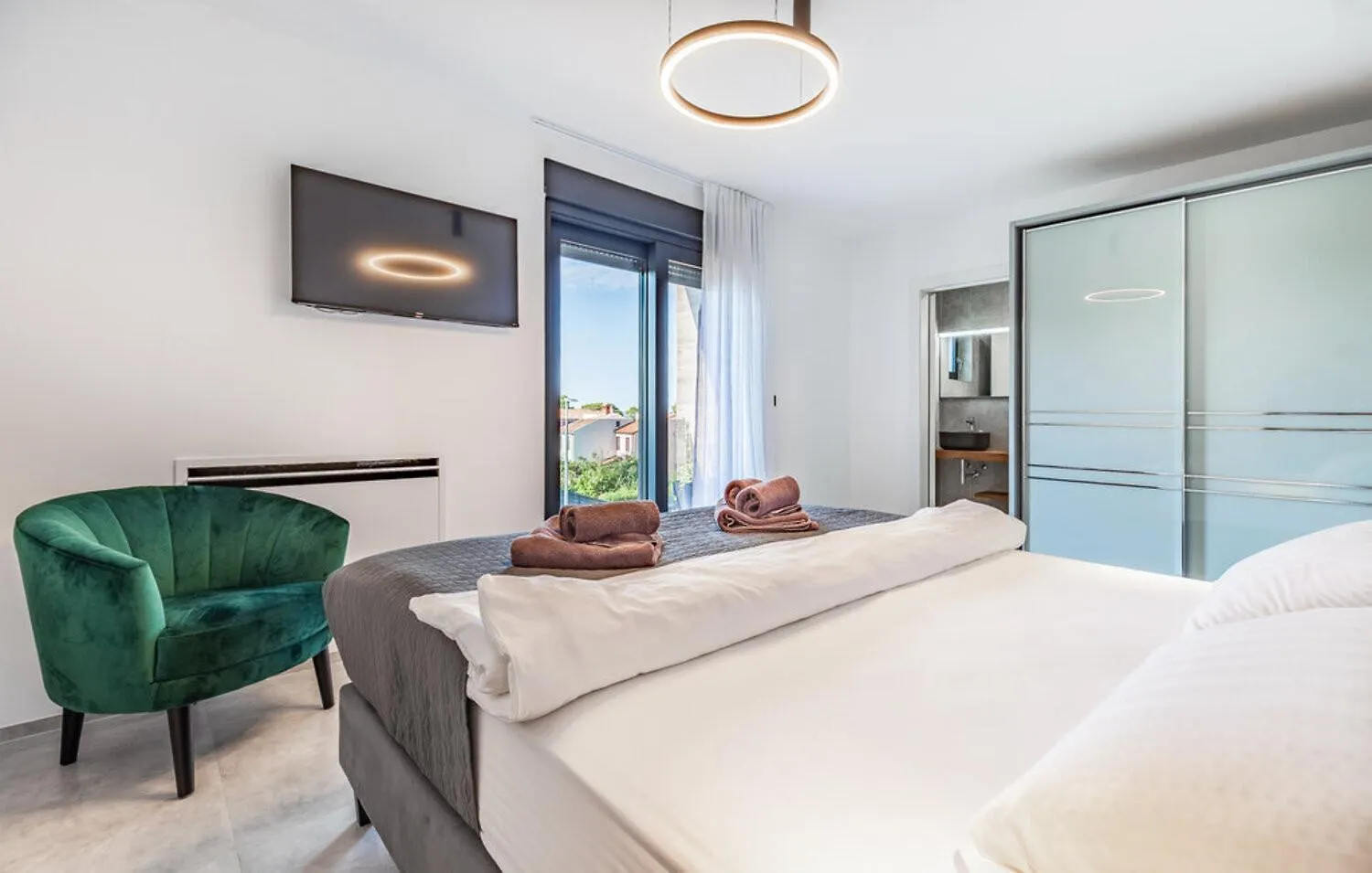 Villa Palatium III In Fazana For 8 People Only 200 Meters From The Sea With Sauna & Indoor-Outside Heated Pool 0*,  クロアチア